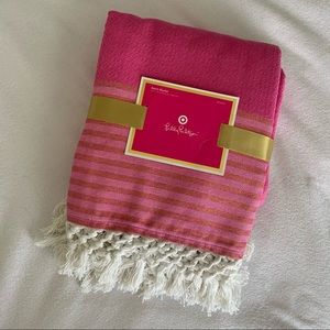 CUTE Pink Lilly Pulitzer beach/picnic blanket!